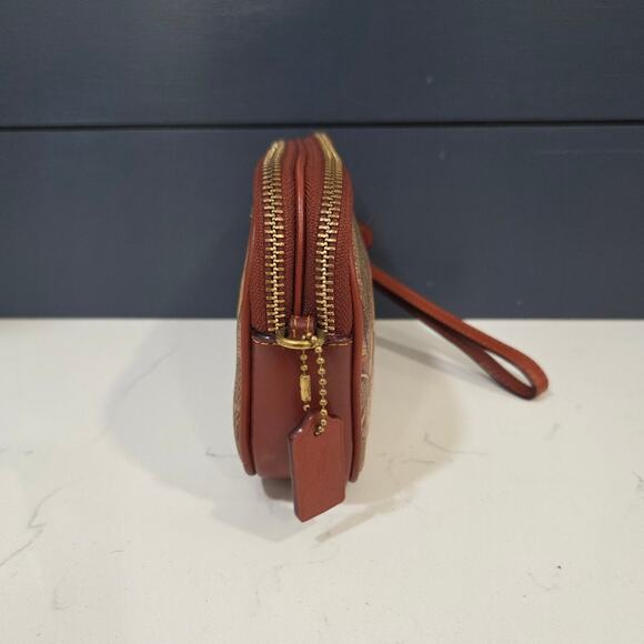 Coach Prairie Signature Sadie Bag Wristlet Double Zip Closure Gold Tone Hardware - Picture 5 of 15